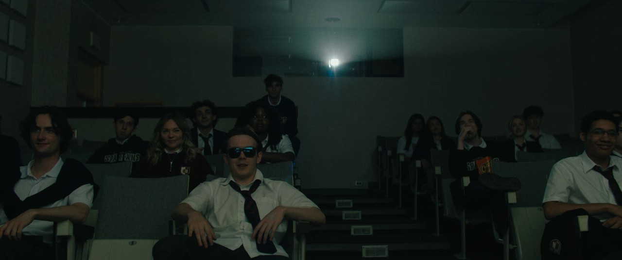 Bad Genius (2024) WEBRip Hindi + English 720p x264 AVC HE-AAC 2.0 ESub.mkv.0002